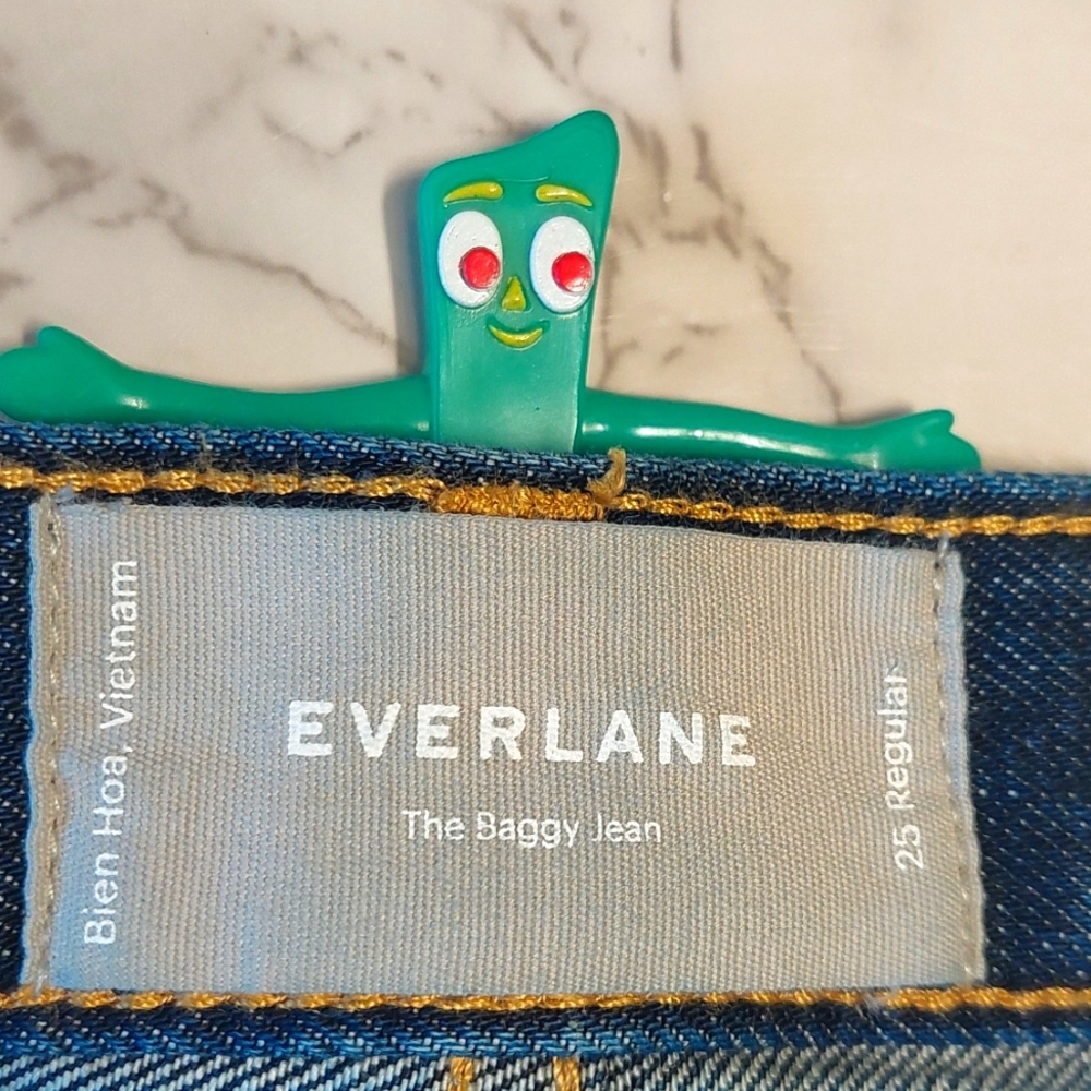 Everlane Baggy Jeans in Dark Blue Denim - Picture 4 of 10
